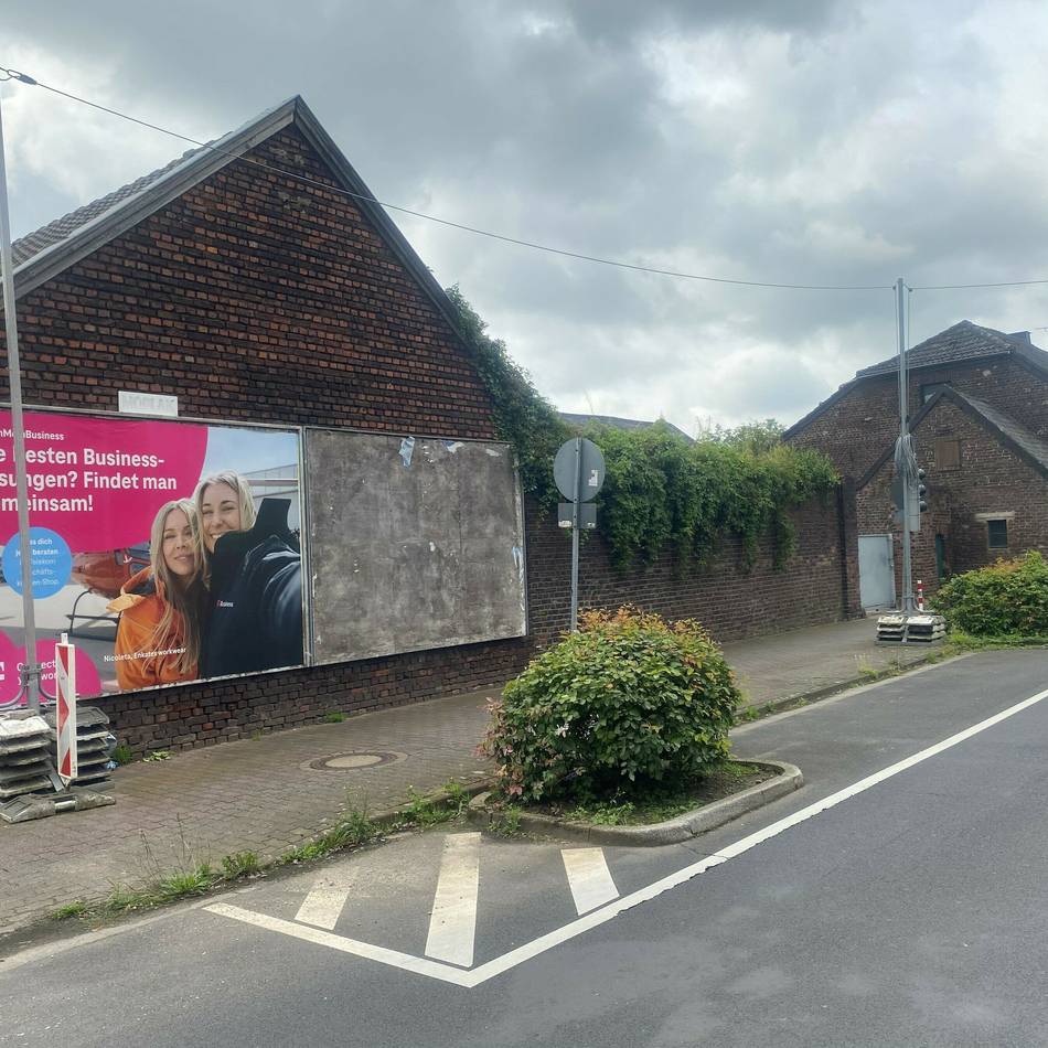 Stadtplanung in Meerbusch: Politik wünscht sich bessere Fassadengestaltung von Neubauten