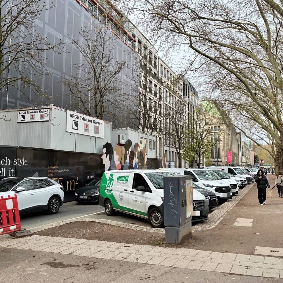 An der Kö gefunden: Vermisster Rheinberger liegt nach Partynacht in Düsseldorf im Koma