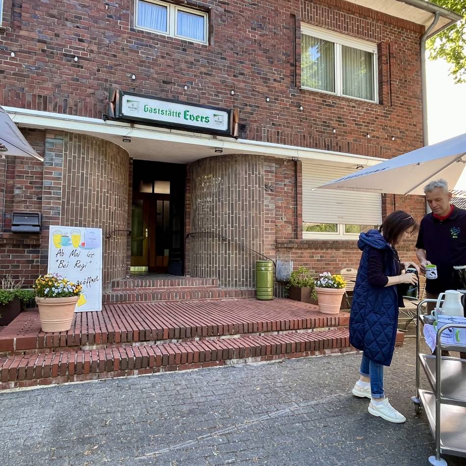 Frühjahrsputz im Dorf: Hommersum putzt sich für den Frühling heraus