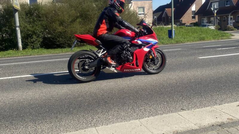 Lärmschutz in Meerbusch: Anwohner der Xantener Straße fordern Tempo 30 nachts