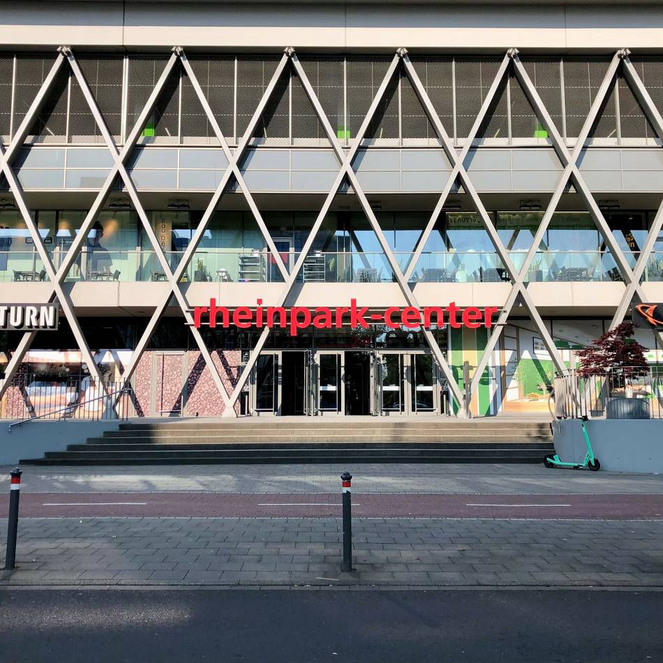 Live-Podcast im Rheinpark-Center in Neuss: Experten sprechen über Stressmanagement