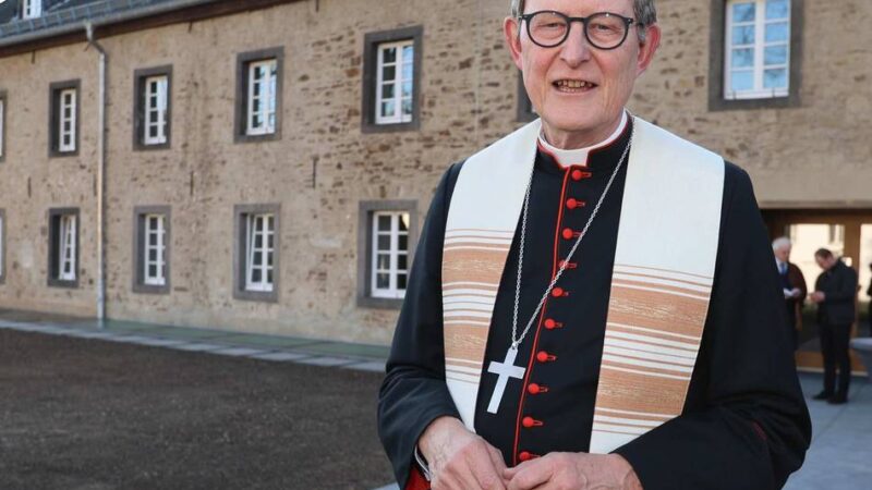 Edith-Stein-Haus – Kleinod bei Leverkusen: Erzbischof Woelki segnet „Haus des Suchens und des Findens“ in Altenberg