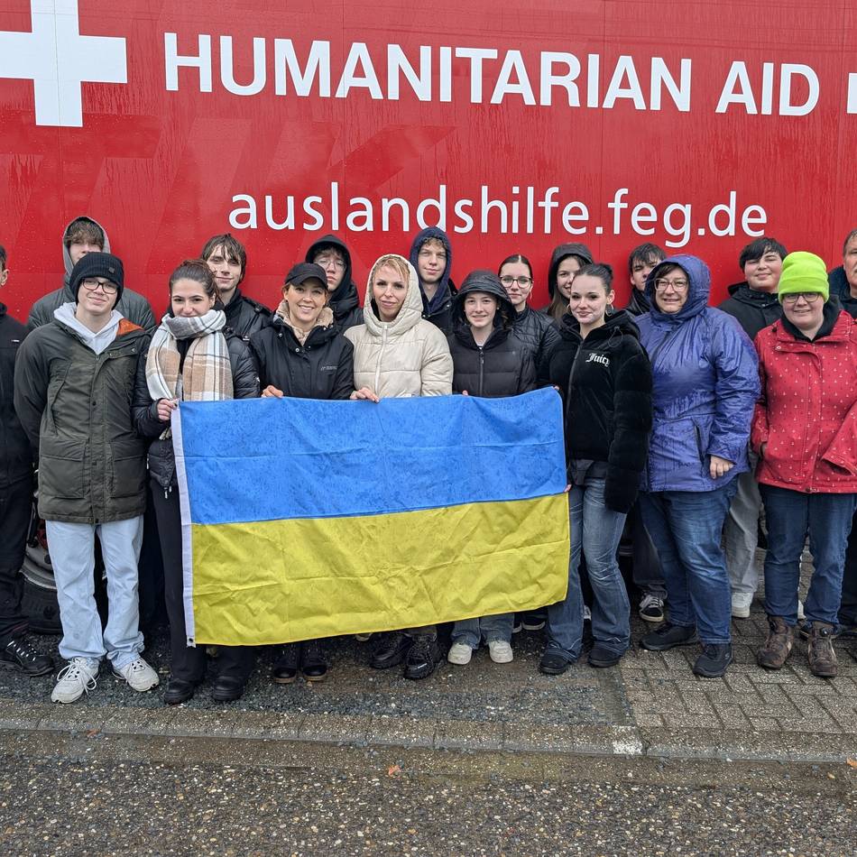 Zusammen mit der FeG Uedem: Gocher Schüler
engagieren sich 
für die Ukraine