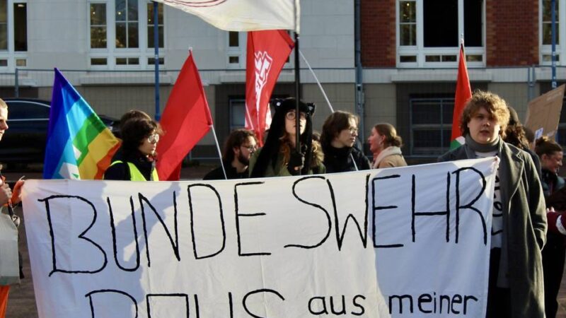 Aus Mönchengladbach und Viersen: 1100 Schüler wollen gegen Wehrpflicht demonstrieren