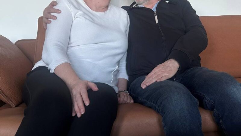 Düsseldorfer und Büdericher Karneval: Jeck und reiselustig: Ehepaar Laumen feiert Goldhochzeit