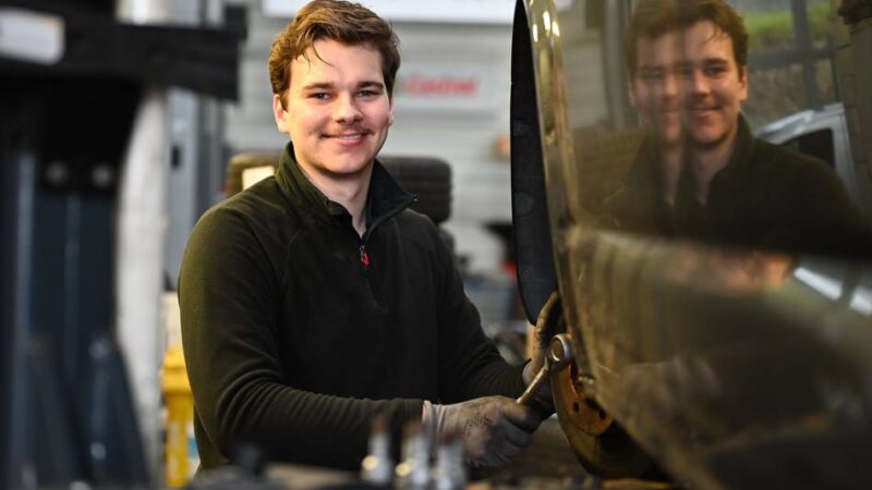 Prüfungsbester aus Radevormwald: „Hätte ich mal früher abgebrochen!“