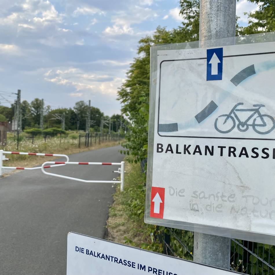 Tragischer Vorfall in Wermelskirchen: Radfahrer stirbt nach Sturz auf der Balkantrasse