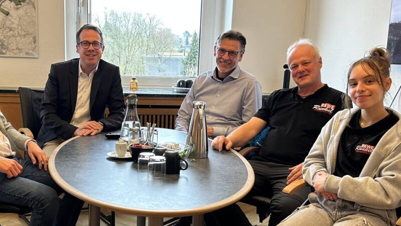 Besuch aus Laval in Mettmann: Zwei Französinnen entdecken die Stadt