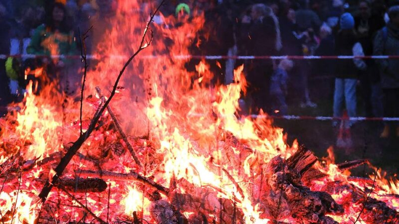 Brauchtum im Kreis Mettmann: Hier lodern die schönsten Osterfeuer