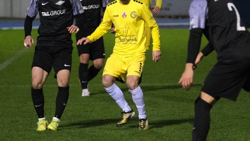 Freitagabendspiel in Ratingen: 04/19 nimmt erfolgreich Revanche an den SFB