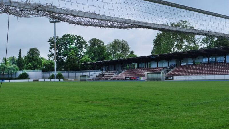 Rasen im Ratinger Stadion: Nach Sperrung – Stadt räumt Kommunikationspanne ein