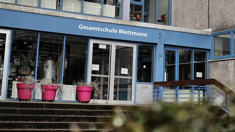 Gesamtschule in Mettmann: Entwarnung nach Polizeieinsatz wegen Amokandrohung