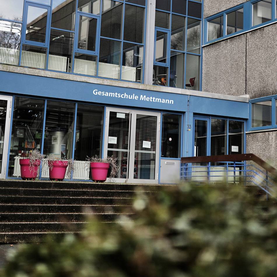 Gesamtschule in Mettmann: Entwarnung nach Polizeieinsatz wegen Amokandrohung