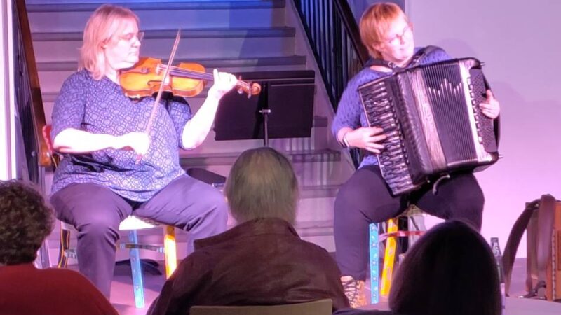 Kultur-Haus Zach in Hückeswagen: Duo Patatras lässt neue Kompositionen entstehen