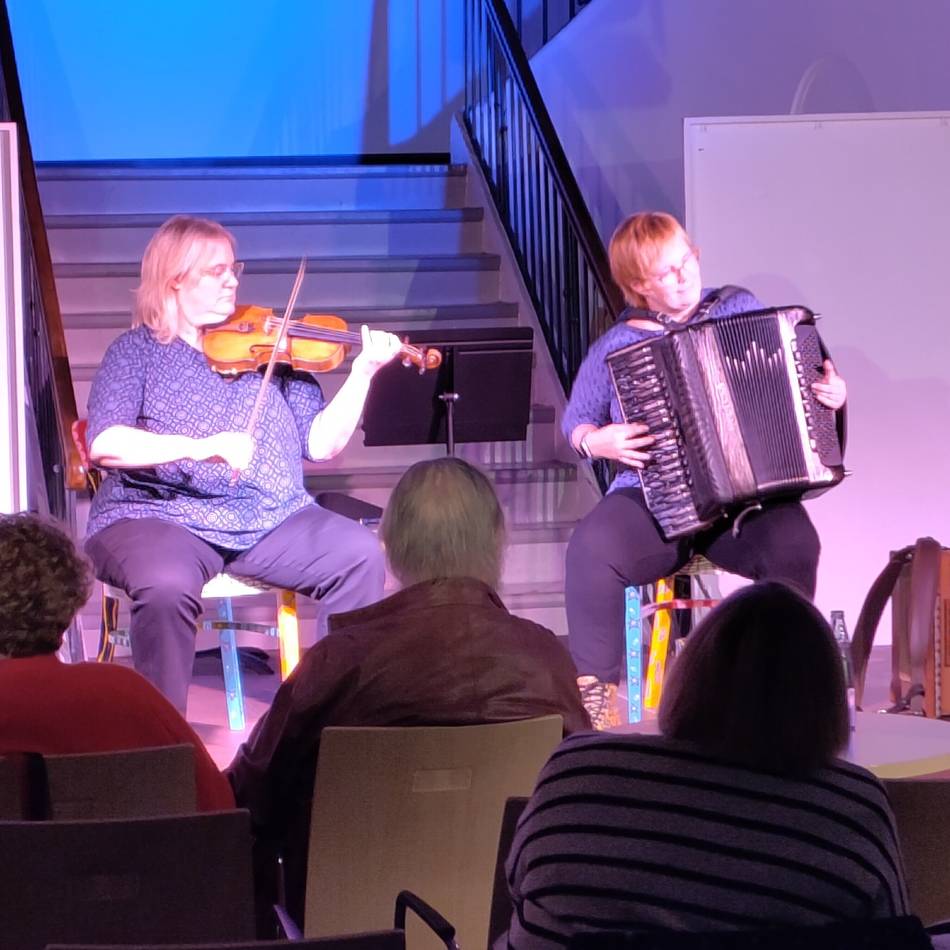 Kultur-Haus Zach in Hückeswagen: Duo Patatras lässt neue Kompositionen entstehen