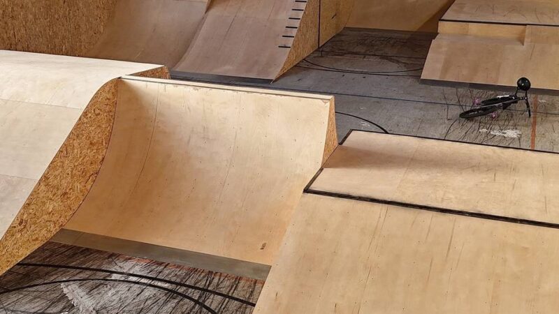 „Rade Ramps“ in Radevormwald: Neue BMX-Halle öffnet am Samstag