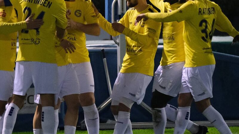 Abendspiel in Jüchen: Rexha rettet Ratingen 04/19 – Jüchen verliert erstmals zu Hause