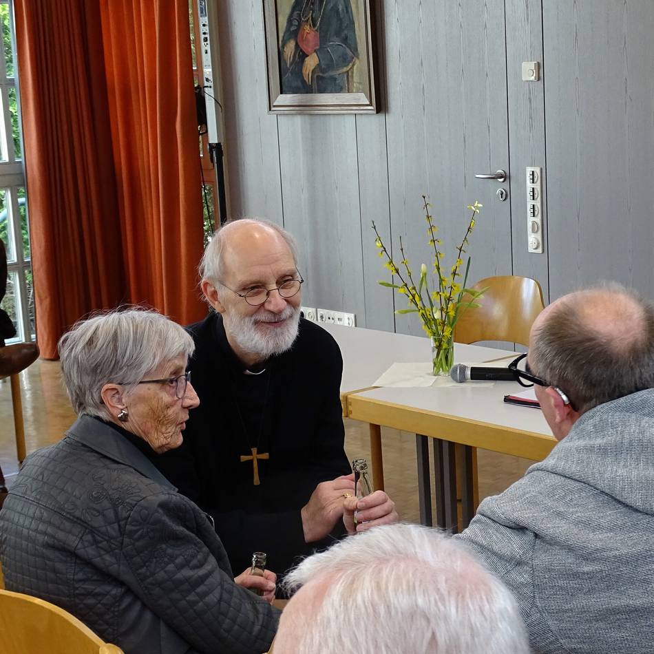 Katholischer Seelsorgeverband Radevormwald/Hückeswagen: Weihbischof Puff betont Chancen des Zusammenfindens