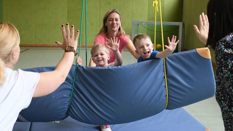 Sportangebot in Wermelskirchen: Inklusives Kinderturnen startet in Pestalozzischule