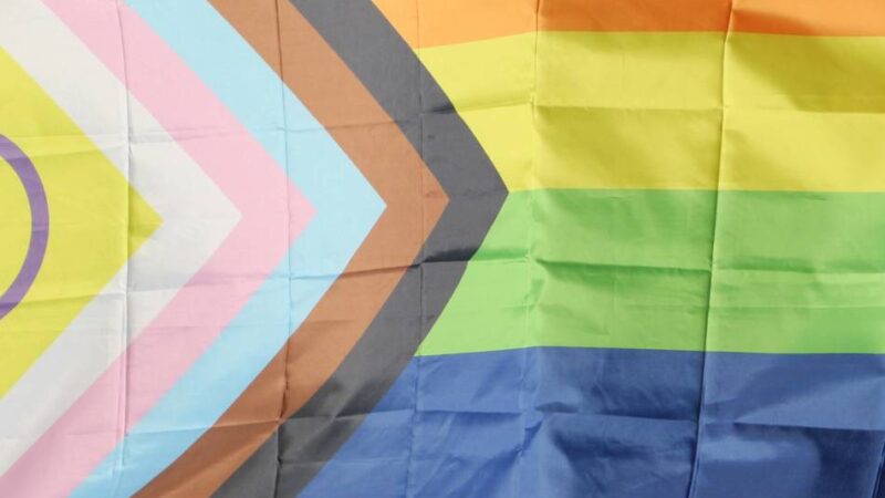 Politik in Radevormwald: Weht im Juli die „Pride“-Flagge vor dem Rathaus?