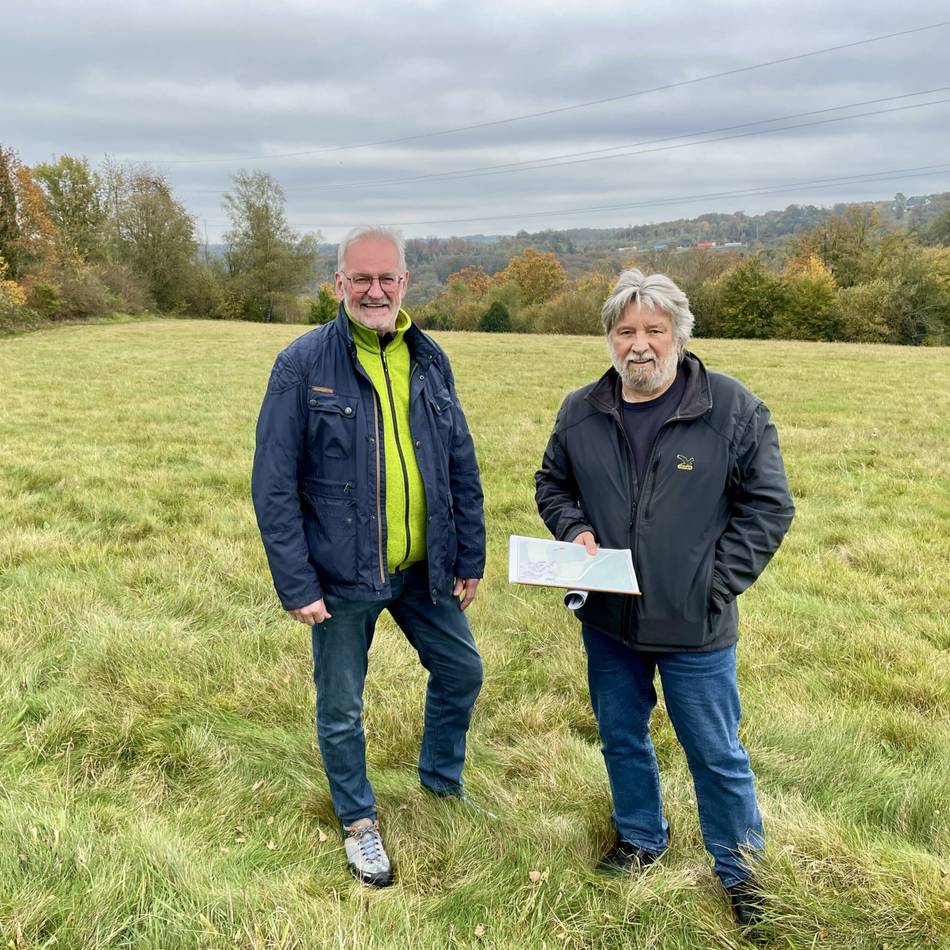 Fußball in Wermelskirchen: 171 Kinder kicken bei Tura – Rasenplatz am Limit