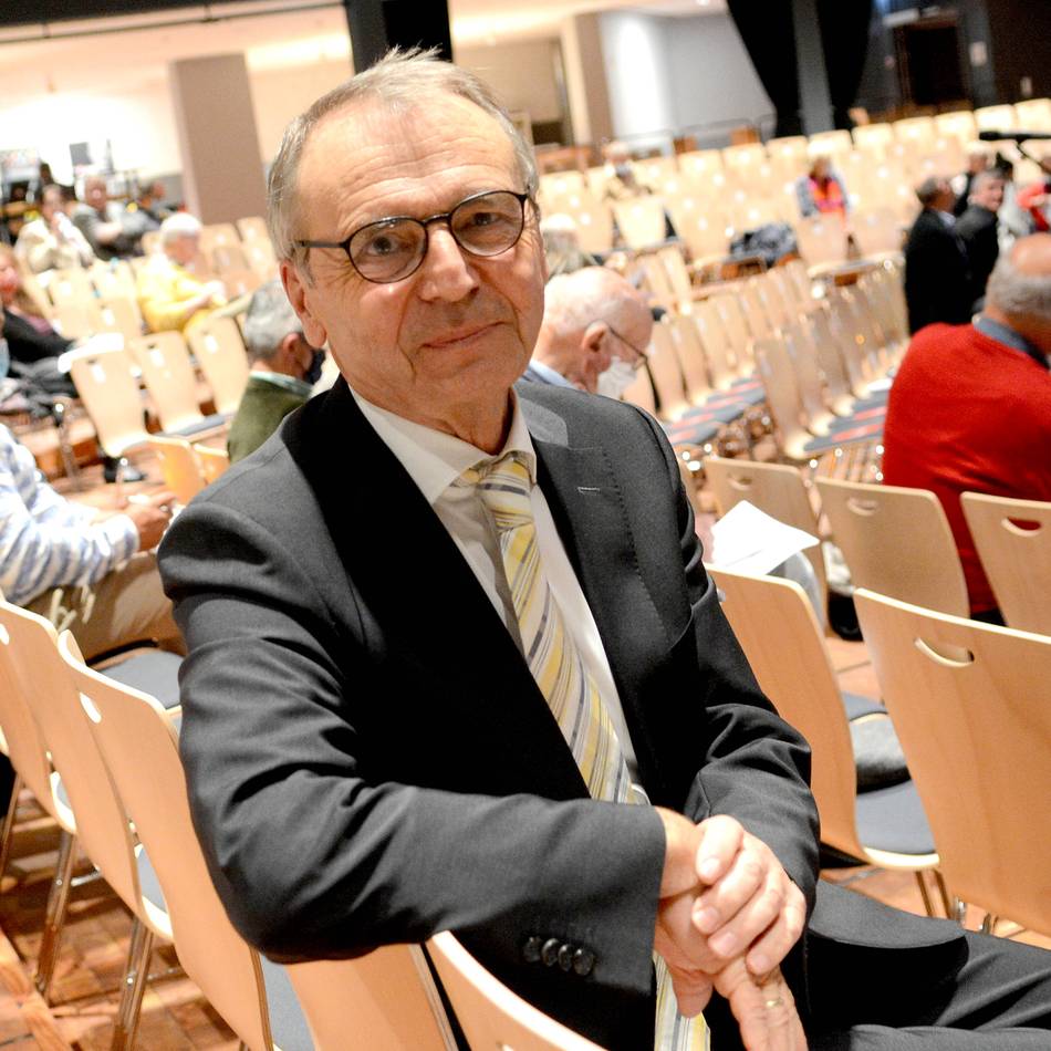 Ehemaliger Bürgermeister von Kaarst: Franz-Josef Moormann gibt Einblick in Stiftungsarbeit