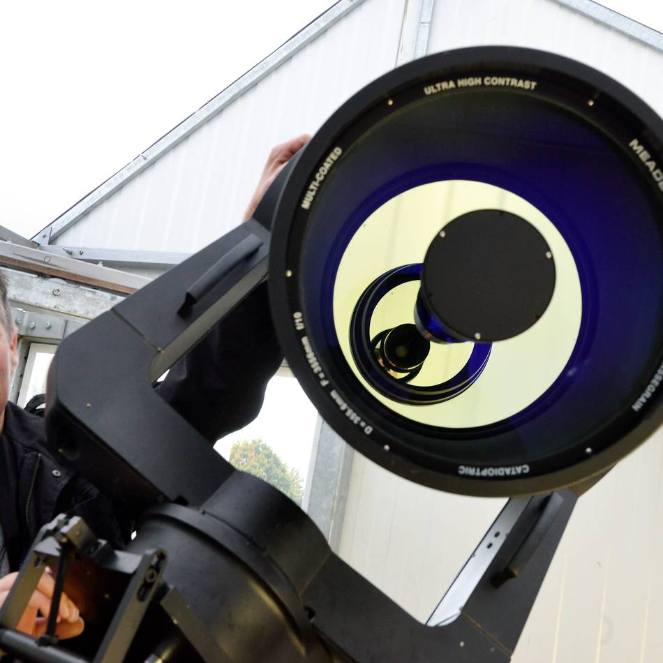 Himmel vor der Haustür entdecken: Volkssternwarte Niederrhein lädt zu Astronomietag in Kessel