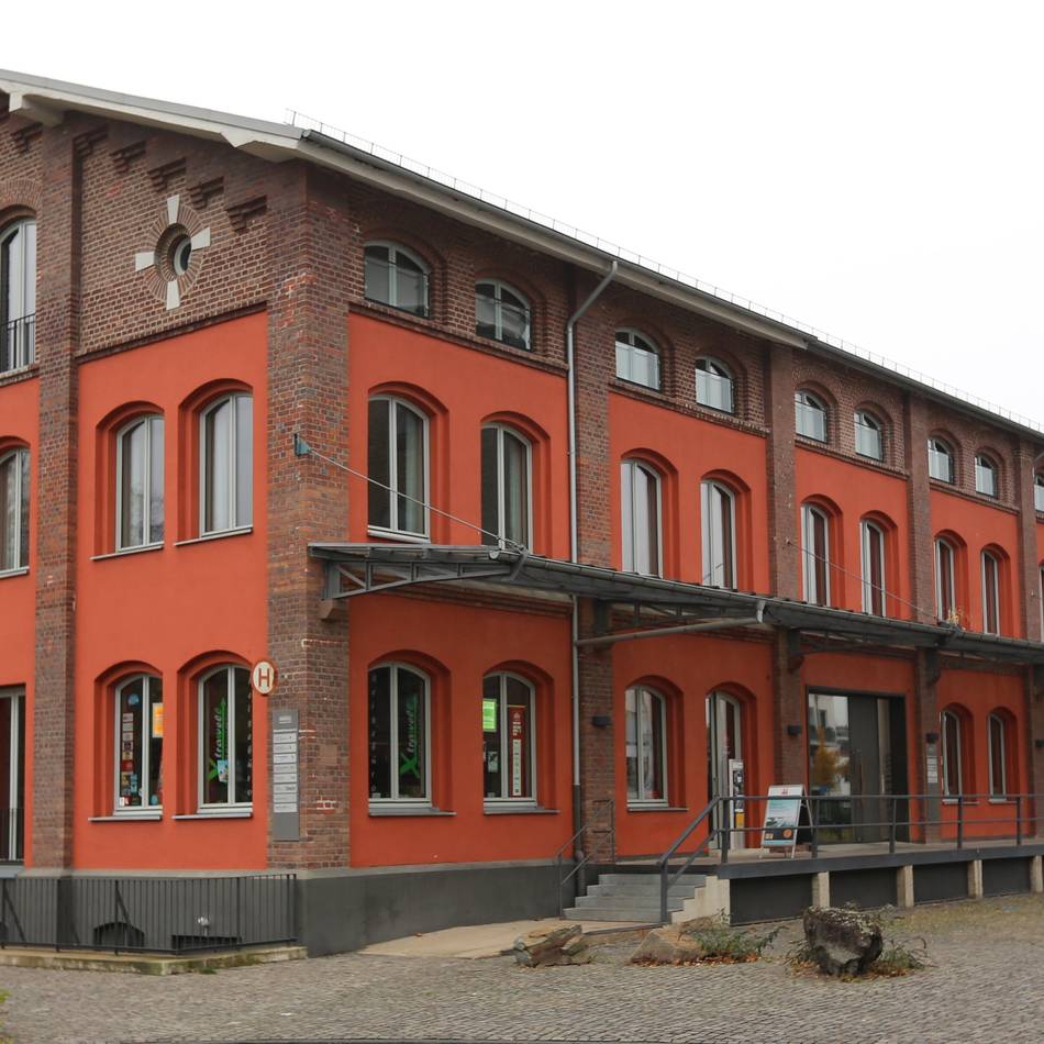 Stadtführung in Leverkusen: Auf Spurensuche in der Bahnstadt Opladen