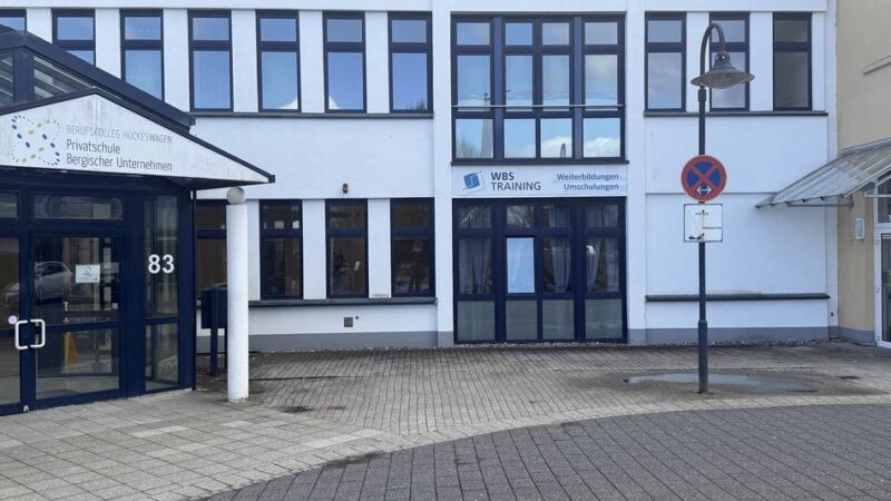 Bildung in Hückeswagen: 140 Quadratmeter mehr Platz fürs Berufskolleg