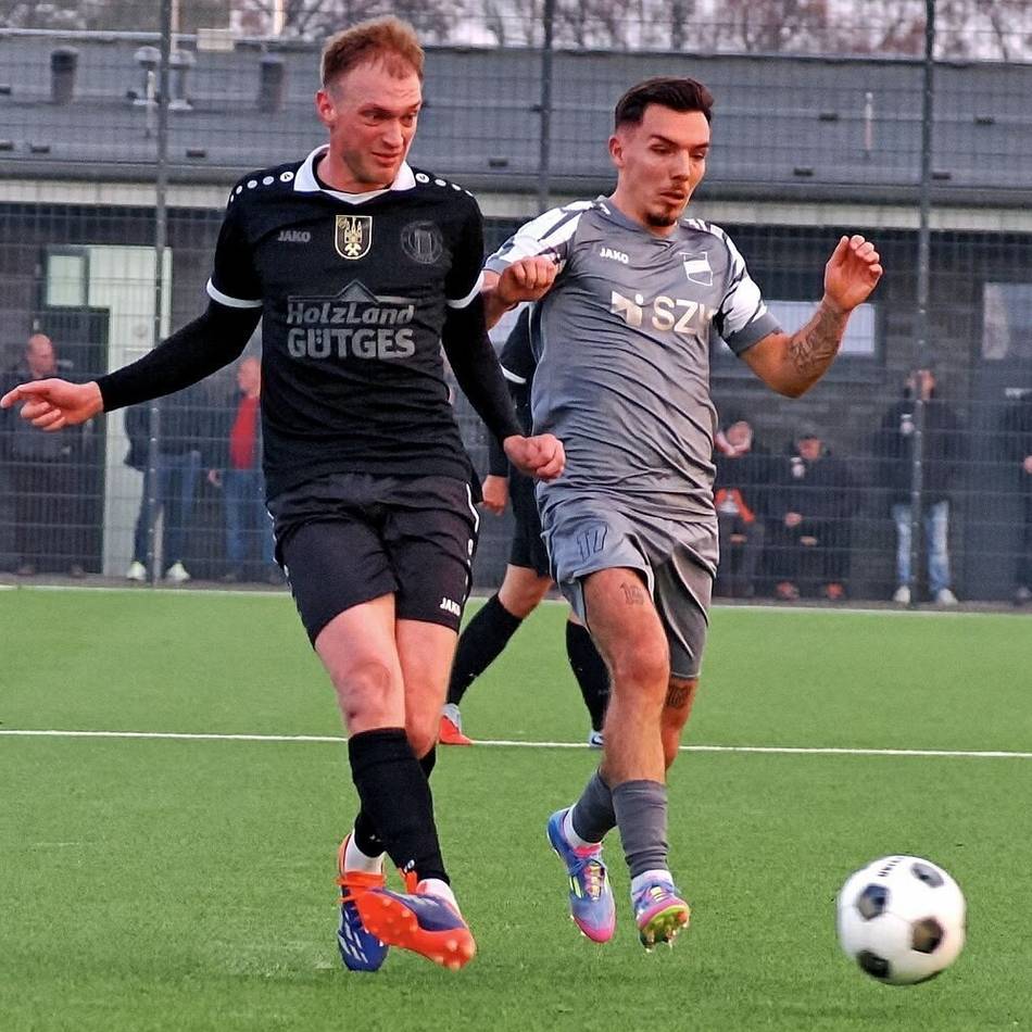 Torschütze und Matchwinner: Derikx schwört den SV Scherpenberg aufs Derby ein