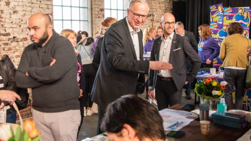 „Pflege & Soziales: Dein Weg, deine Karriere“: Jobbörse in Neuss soll über Berufswege informieren