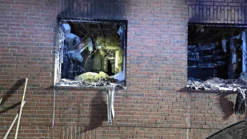 Feuer in Korschenbroich: 72-jähriger Bewohner schwer verletzt nach Wohnhausbrand