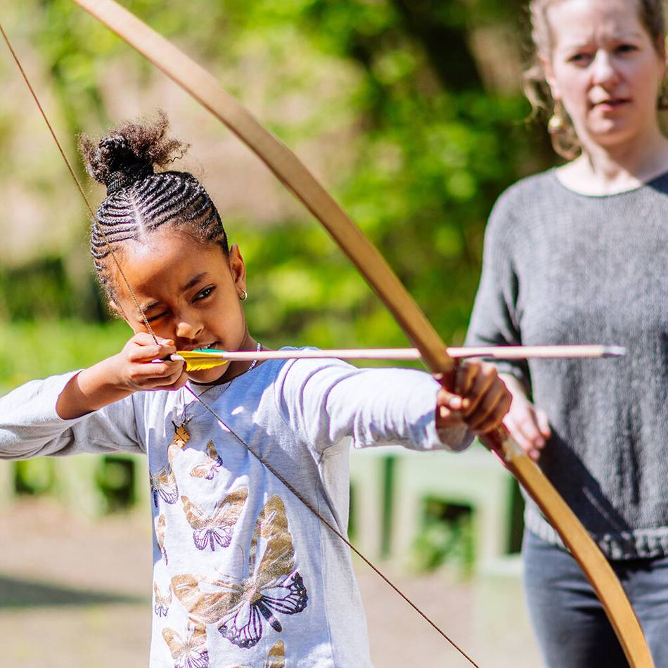 Familie unterwegs: Regen oder Sonne – sechs Osterferien-Tipps für jedes Wetter