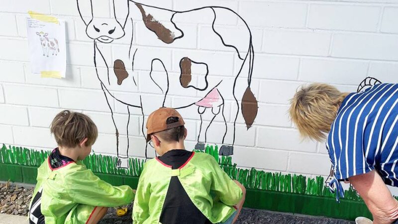 Generationen im Gespräch in Dormagen: Wenn Neugier auf Erinnerung stößt