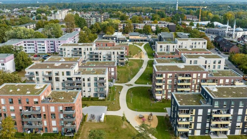 Themenwoche Bauen – Kaufen – Wohnen: Monheimer Wohnquartier „Unter den Linden“ erhält landesweite Anerkennung