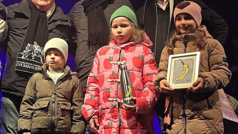 Aktion des Rheinberger Martinskomitees: Kinder lassen sich vom Bananensprayer inspirieren