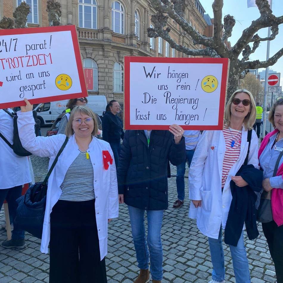 Apotheker-Streik in Düsseldorf: „Letzte Honorarerhöhung war 2013, das ist ein Skandal!“