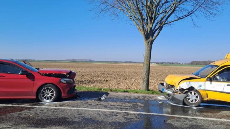 Verkehrsunfall bei Matzerath: Zwei Leichtverletzte nach Frontalzusammenstoß