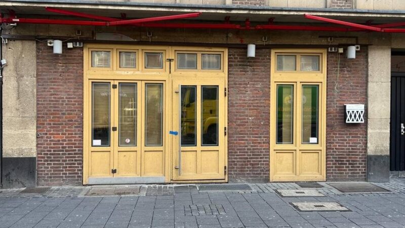 In der Ratinger Straße: Stadt Düsseldorf schließt China-Restaurant in der Altstadt