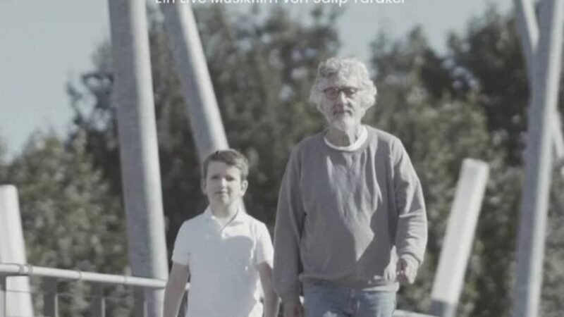 Besonderer Kinoabend im Mechelhaus: Mit KI gegen die Einsamkeit? Film „Carl“ verbindet Kino mit Musik in Kevelaer