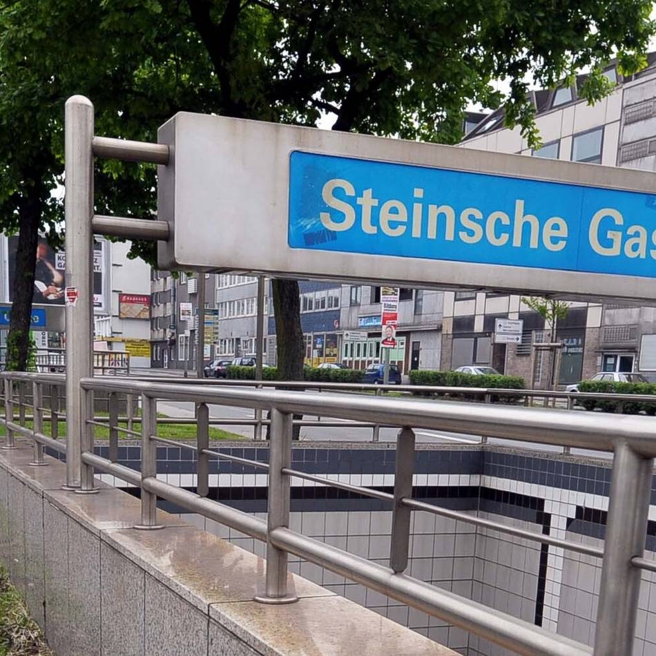 Dauerbaustelle in Duisburg: „Demo mit Party“: Aktion auf dem Friedrich-Wilhelm-Platz