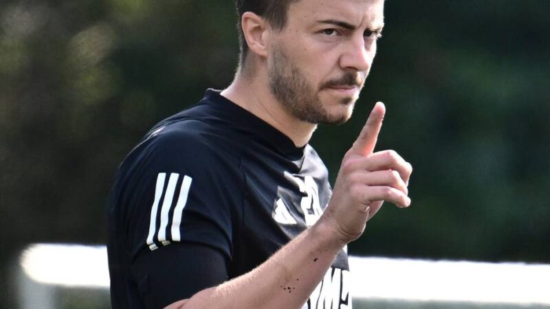 3:2-Erfolg in Essen: SV Budberg lässt im Meisterrennen nicht locker