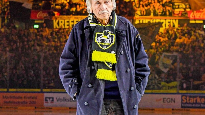Ikone des internationalen Eishockeys: Aus Krefeld in die Hall of Fame des Weltverbands – Josef „Jupp“ Kompalla wird 90 Jahre alt