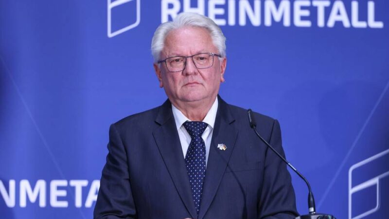 Veranstaltungsreihe in Neuss: Rheinmetall-Chef Armin Papperger ist Gast bei „Talk am Pegel“