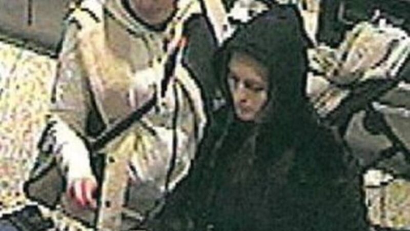 Bilder aus Videoüberwachung in Leverkusen: Nach EC-Karten-Diebstahl – Polizei sucht zwei Frauen