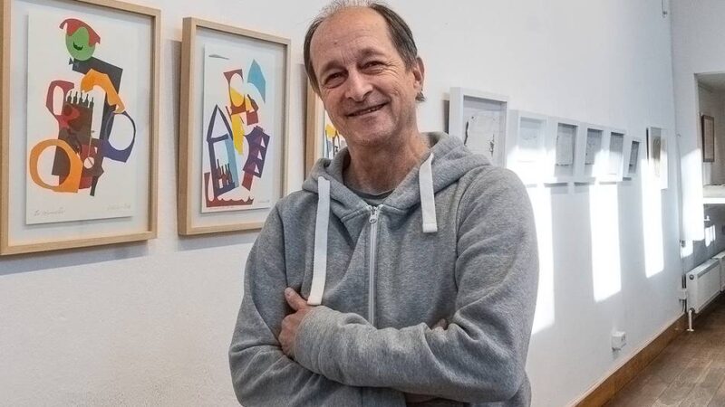 Ausstellung im Neusser Kunstraum: Aus Papier-Fundstücken wird Kunst