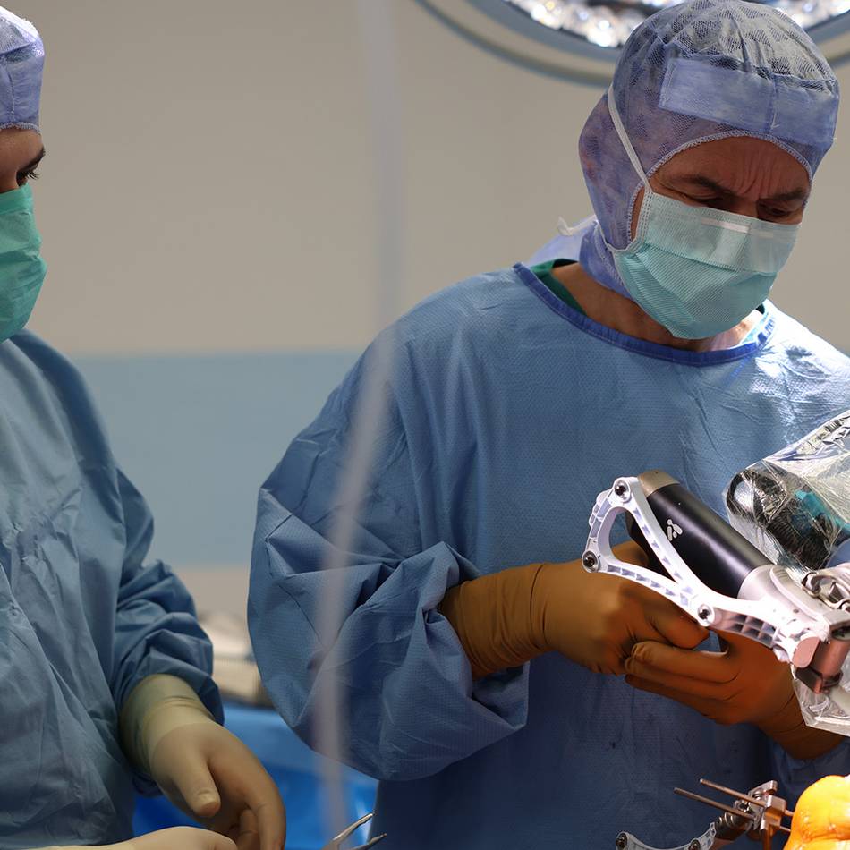 Jochen Nestler, Chefarzt der LVR-Klinik: „Sie hängen doch auch ein Bild mit der Wasserwaage auf“