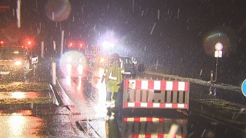 Straße Steinbergen: Überflutungsgefahr auf A57-Zubringer in Uedem – endlich Lösungen in Sicht?