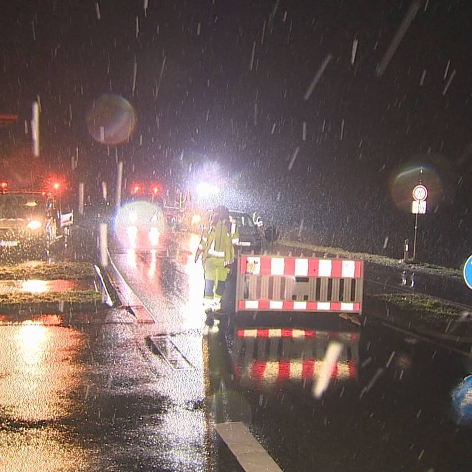 Straße Steinbergen: Überflutungsgefahr auf A57-Zubringer in Uedem – endlich Lösungen in Sicht?