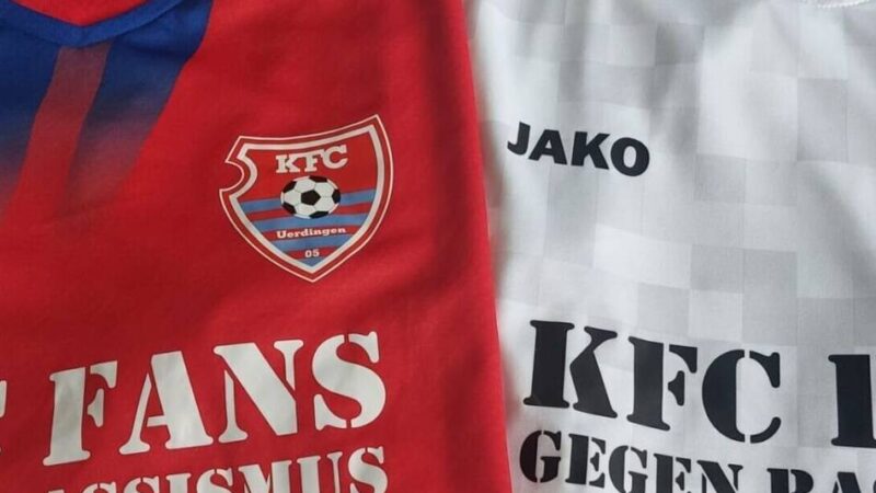 Internationale Wochen gegen Rassismus: Gegen den VfB Homberg ziert eine ganz besondere Botschaft die Brust des KFC